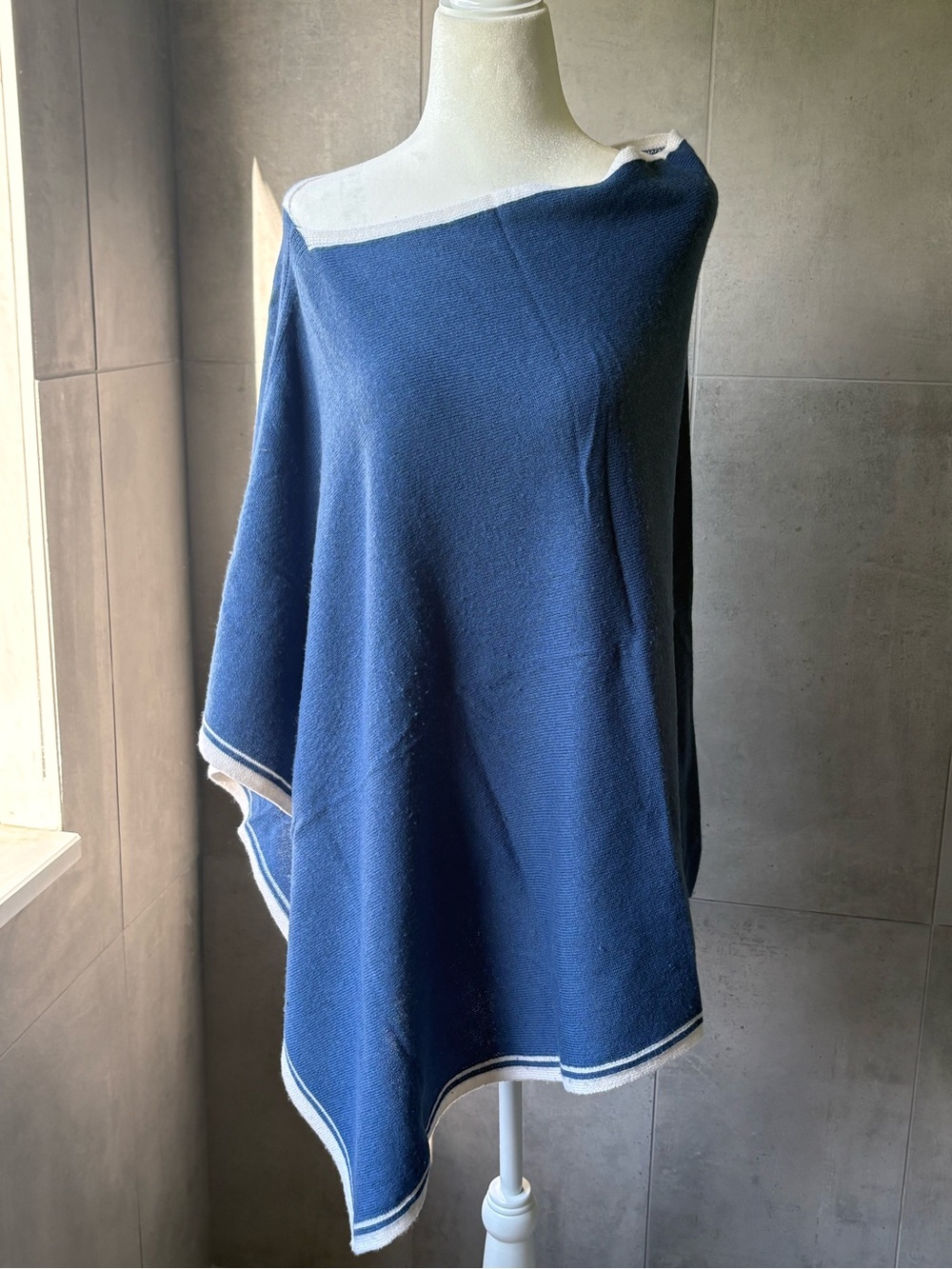 Vineyard Vines Blue Women's Wrap Sweater with Contrast Trim
